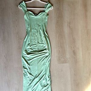 Oh Polly maxi dress, thick quality material